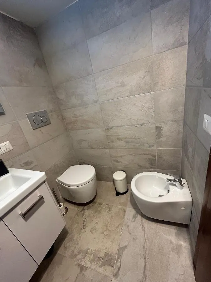Independent Rooms Apartment - St Termini By Ghor Rome Italy