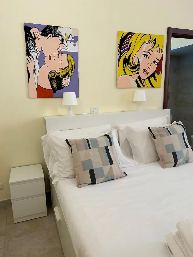 Independent Rooms Apartment - St Termini By Ghor Rome Italy