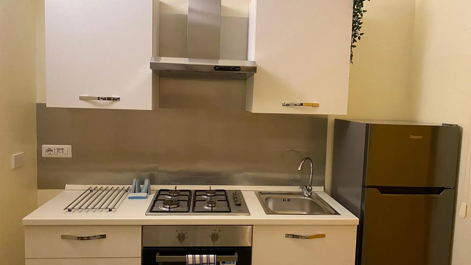 Independent Rooms Apartment - St Termini By Ghor Rome